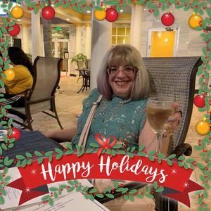 Meet your Posher, Carmella